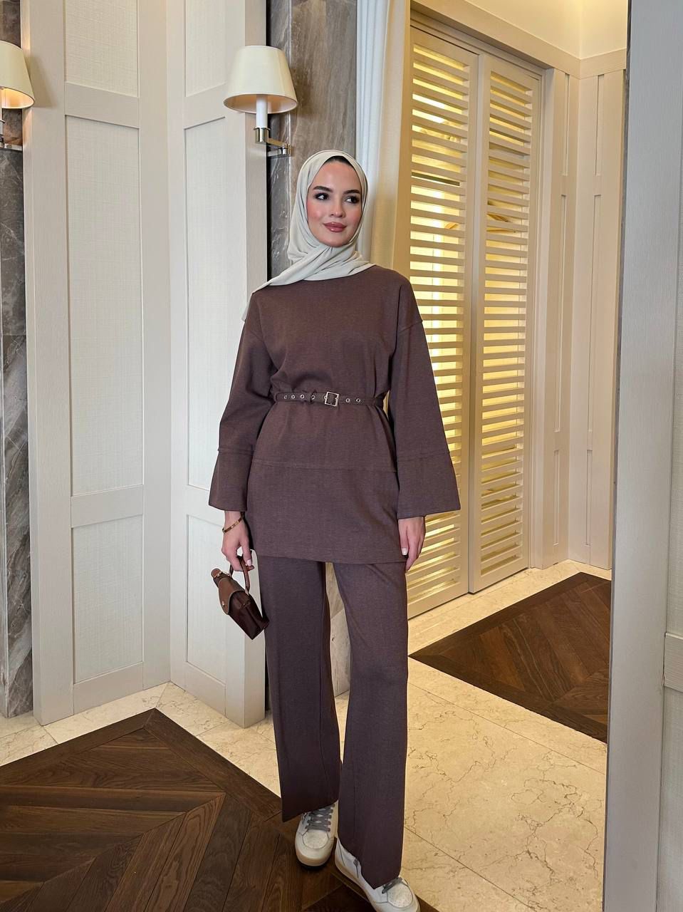 New set brown hoops with belt