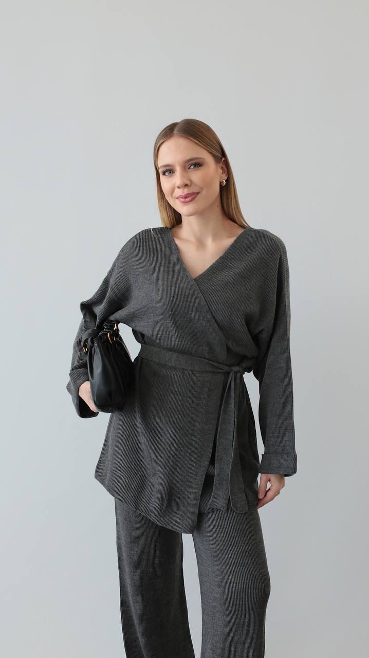 Grey wool set