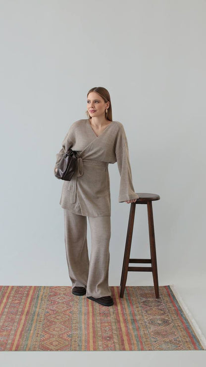 taupe wrap set