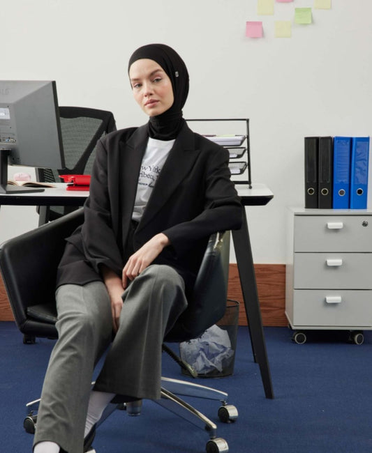 black comfort hijab