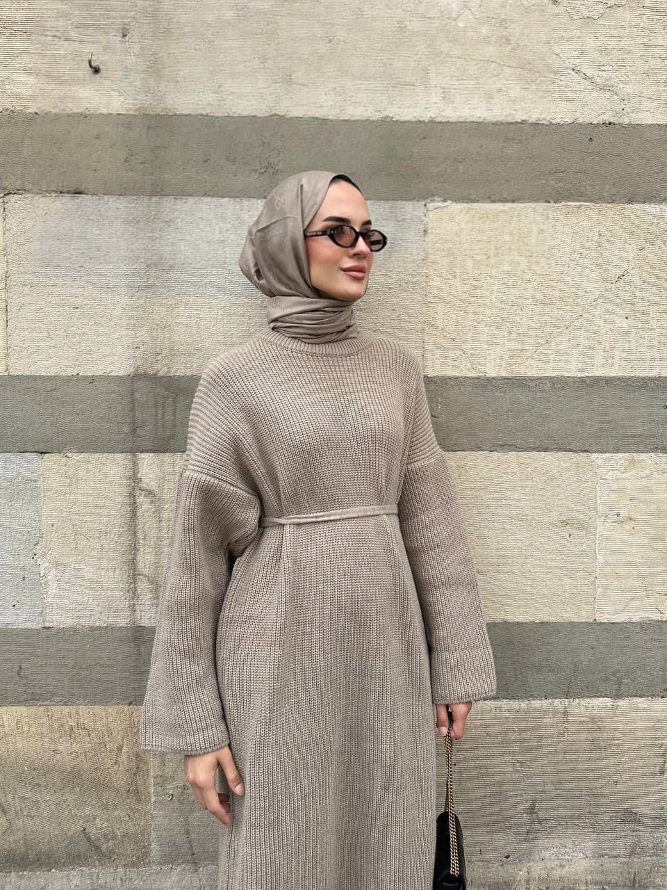 Long wool beige dress