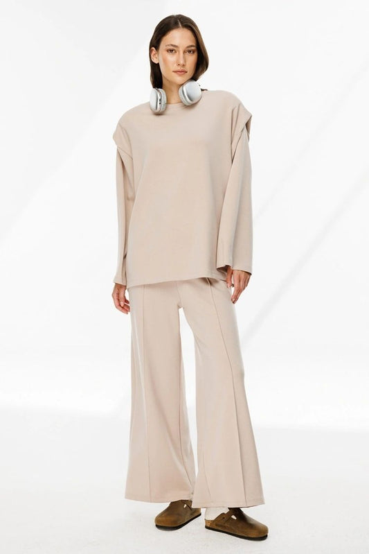 Casual light beige set